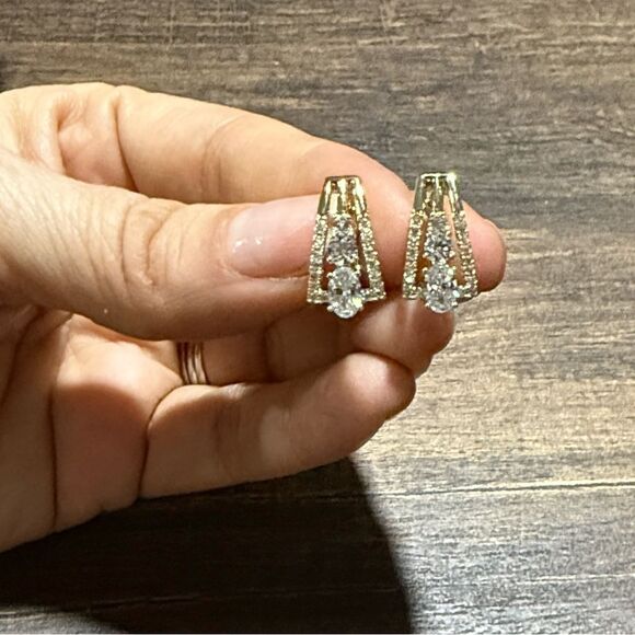 14K Gold Elegant Gold Plated with Diamond & Zirconia Stud Earrings - Picture 1 of 11